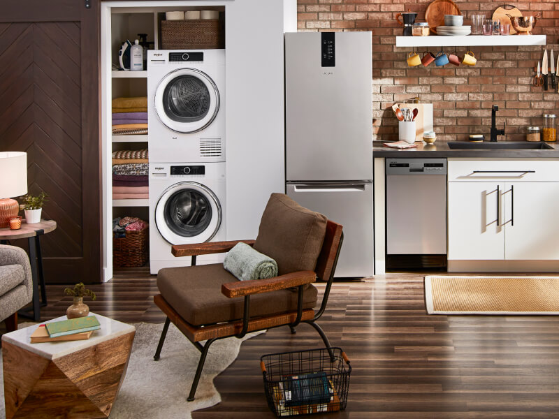 Bottom-freezer refrigerator in a small apartment