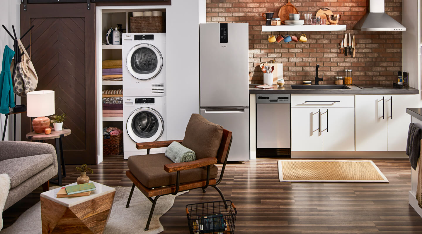 Bottom-freezer refrigerator in a small apartment