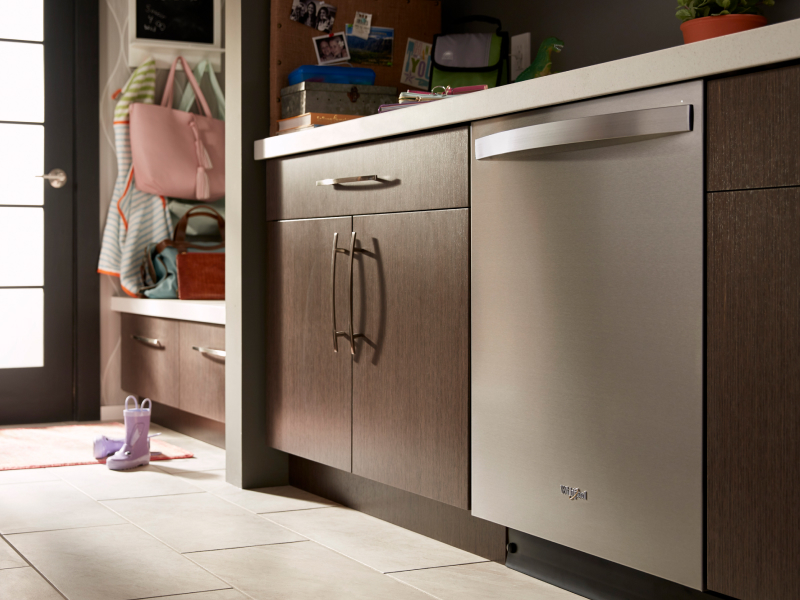 Stainless steel Whirlpool® dishwasher in a modern kitchen