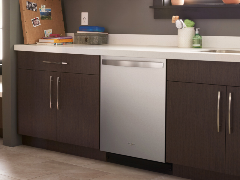 Stainless steel Whirlpool® top control dishwasher 