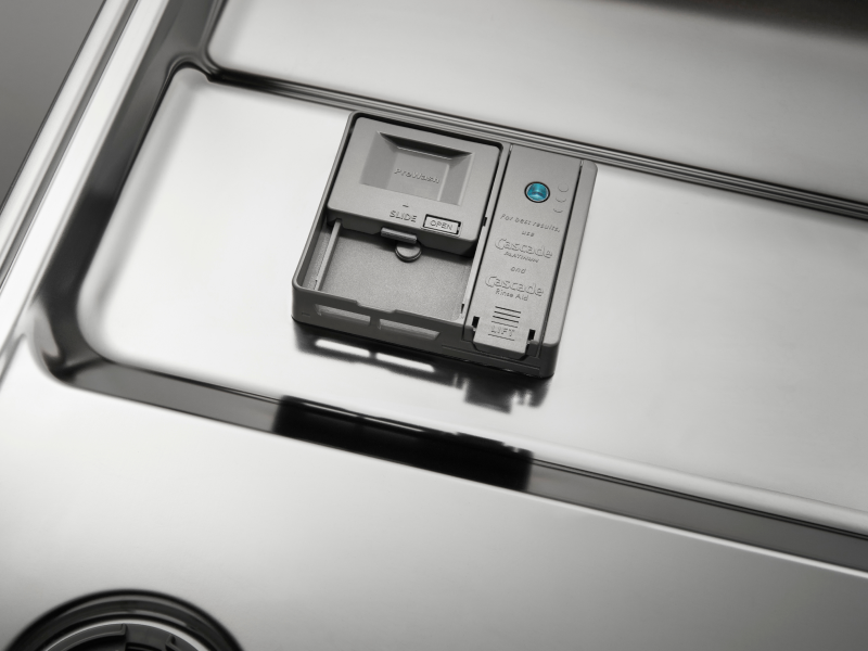 Dishwasher detergent dispenser