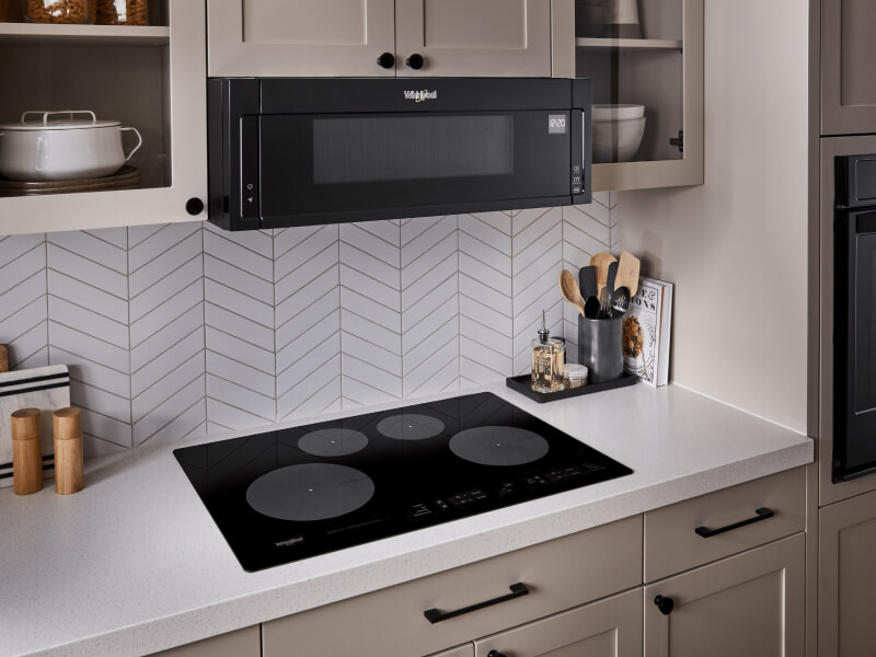 Whirlpool® Microwave above an induction cooktop