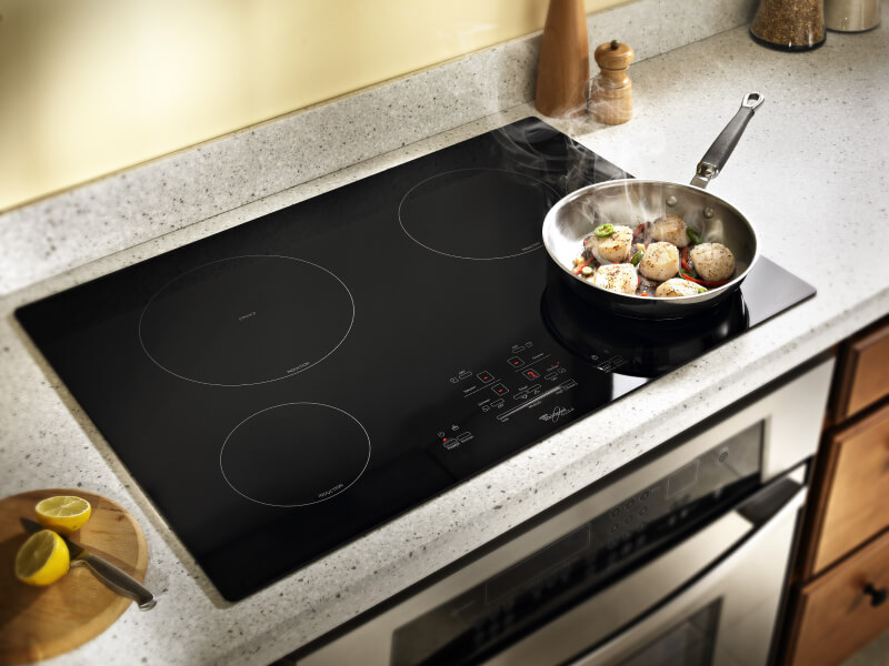 Food cooking on an induction cooktop