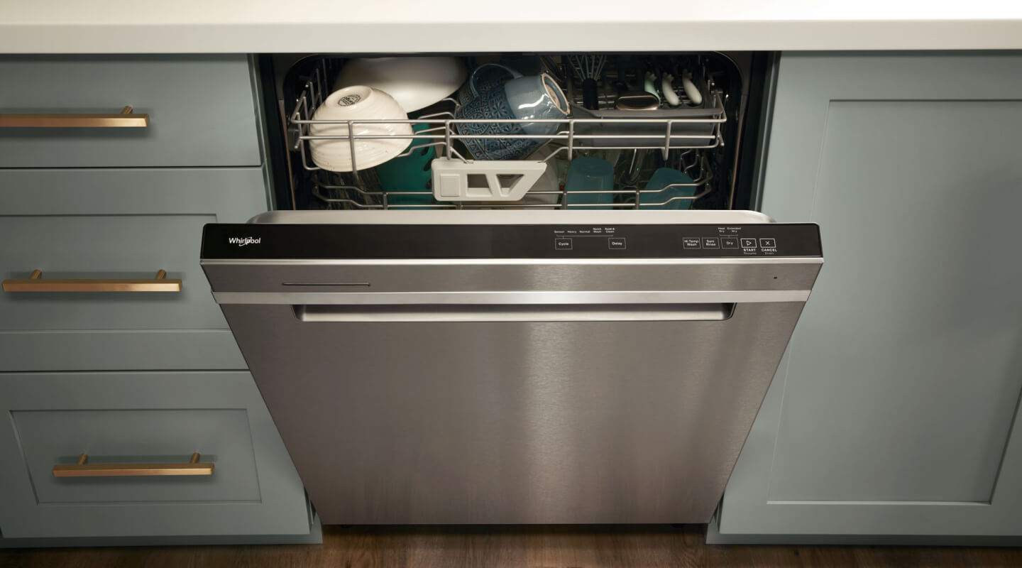 Open top control Whirlpool® dishwasher